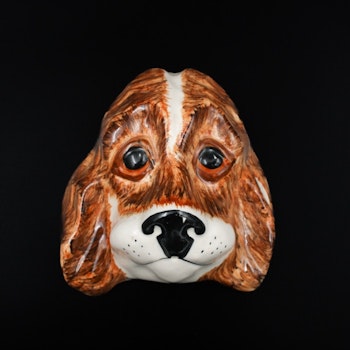 Snörgömma i porslin - Hund, Babbacombe Pottery