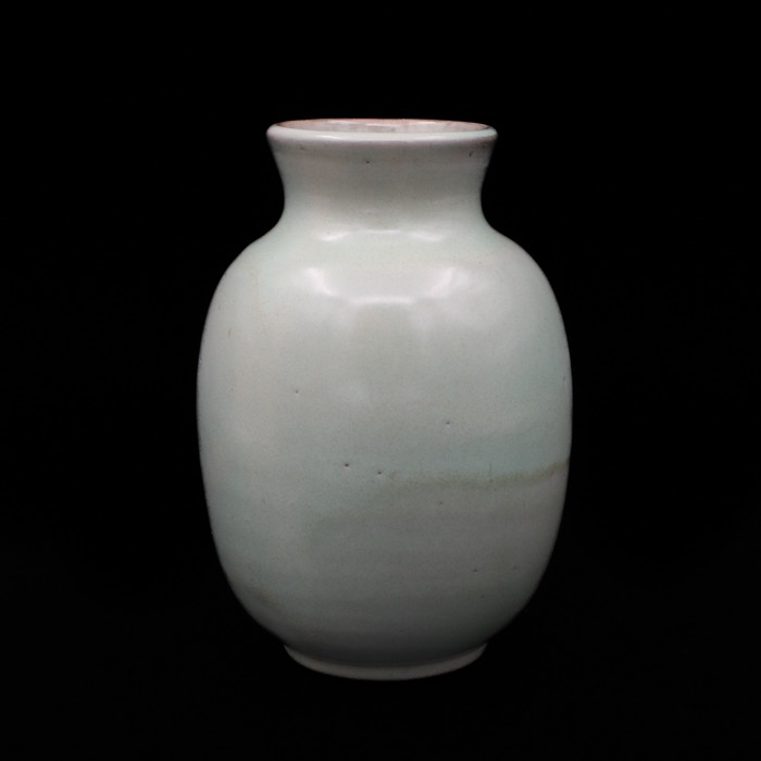 Celadongrön blomvas i keramik