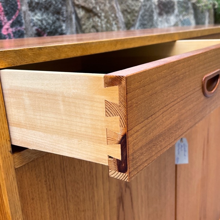 Sideboard i teak