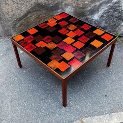 Soffbord  - Röd kvadrat, David Rosen, NK