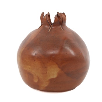 Mindre keramikvas i form av granatäpple