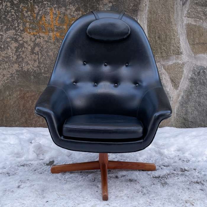 Retro snuttfåtölj, svart konstskinn
