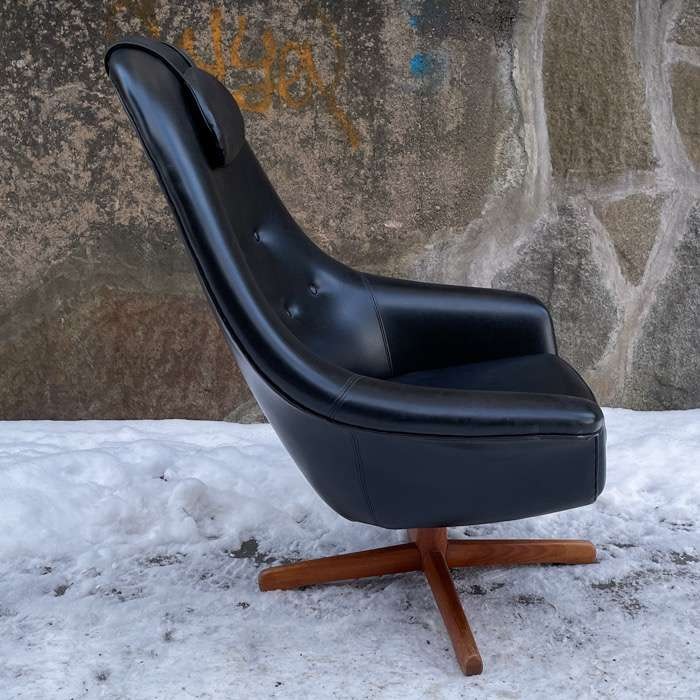 Retro snuttfåtölj, svart konstskinn