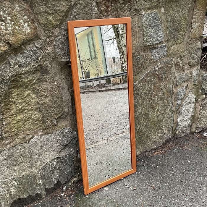 Spegel  i teak