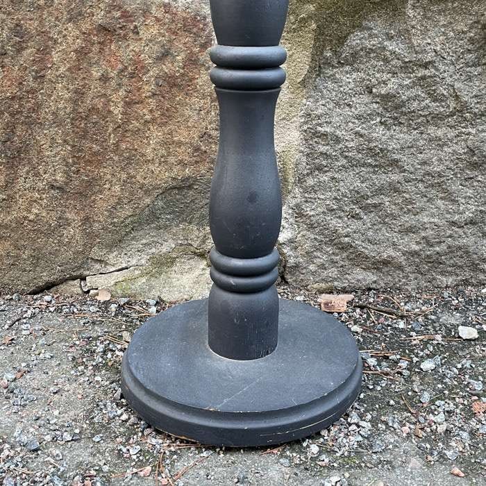 Mörkblå piedestal