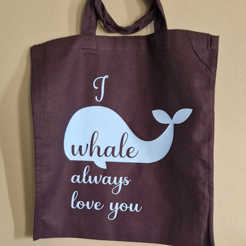 Tygkasse med tryck "I  Whale always  love you"