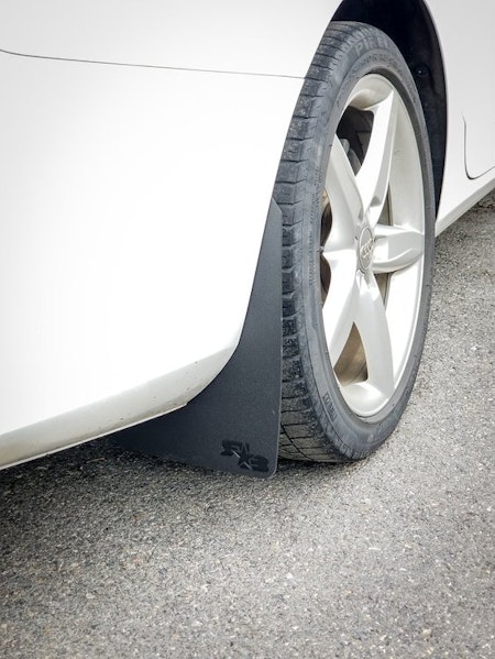 Audi A4 mudflaps