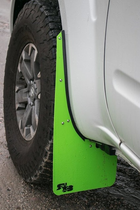 Nissan Navara mudflaps