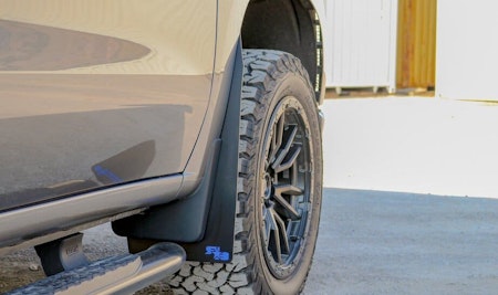 Chevrolet Silverado 2019+ mudflaps