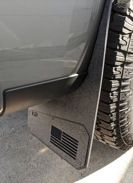 Chevrolet Silverado 2019+ mudflaps