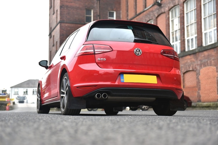 Volkswagen Golf  Mk7 mudflaps  2015+