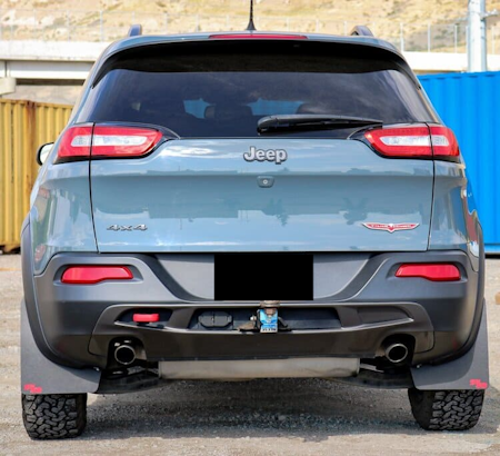 Jeep Cherokee Trailhawk mud flaps