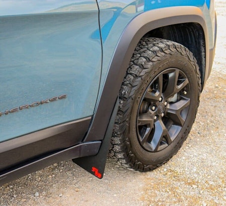 Jeep Cherokee Trailhawk mud flaps