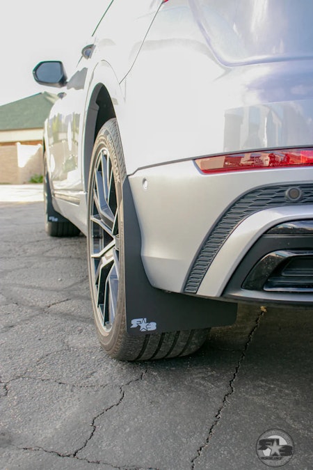 Audi Q8 mud flaps