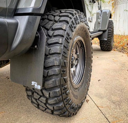 Jeep Gladiator mud flaps