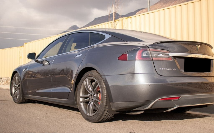 Tesla model S mudflaps