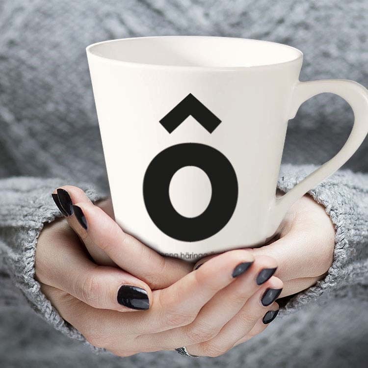 Mugg: Mellan raderna