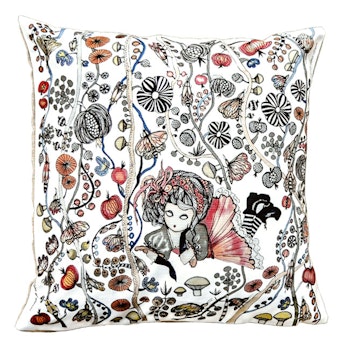 Decorative cushion "Snill Pike" (Nice Girl) in Fableskog"