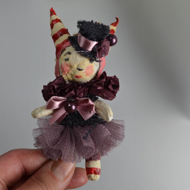 Spun Cotton Ornament, Theater Clown #102