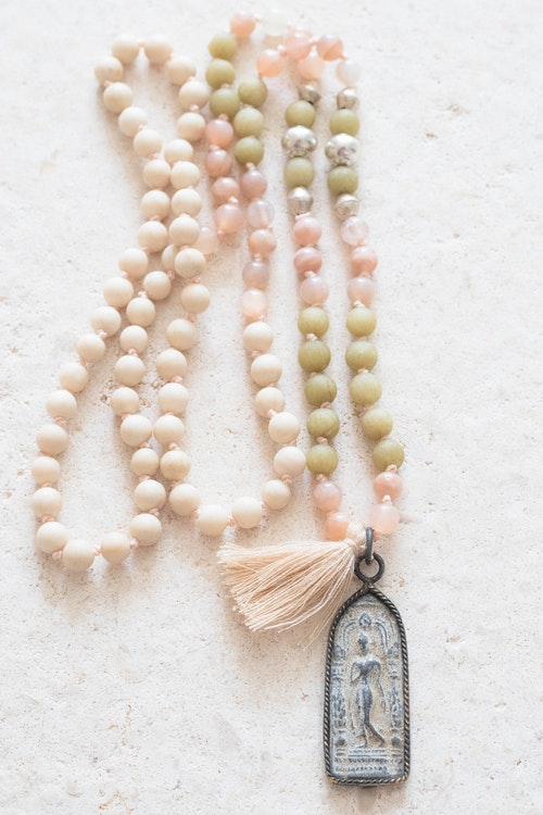 Aum Mala