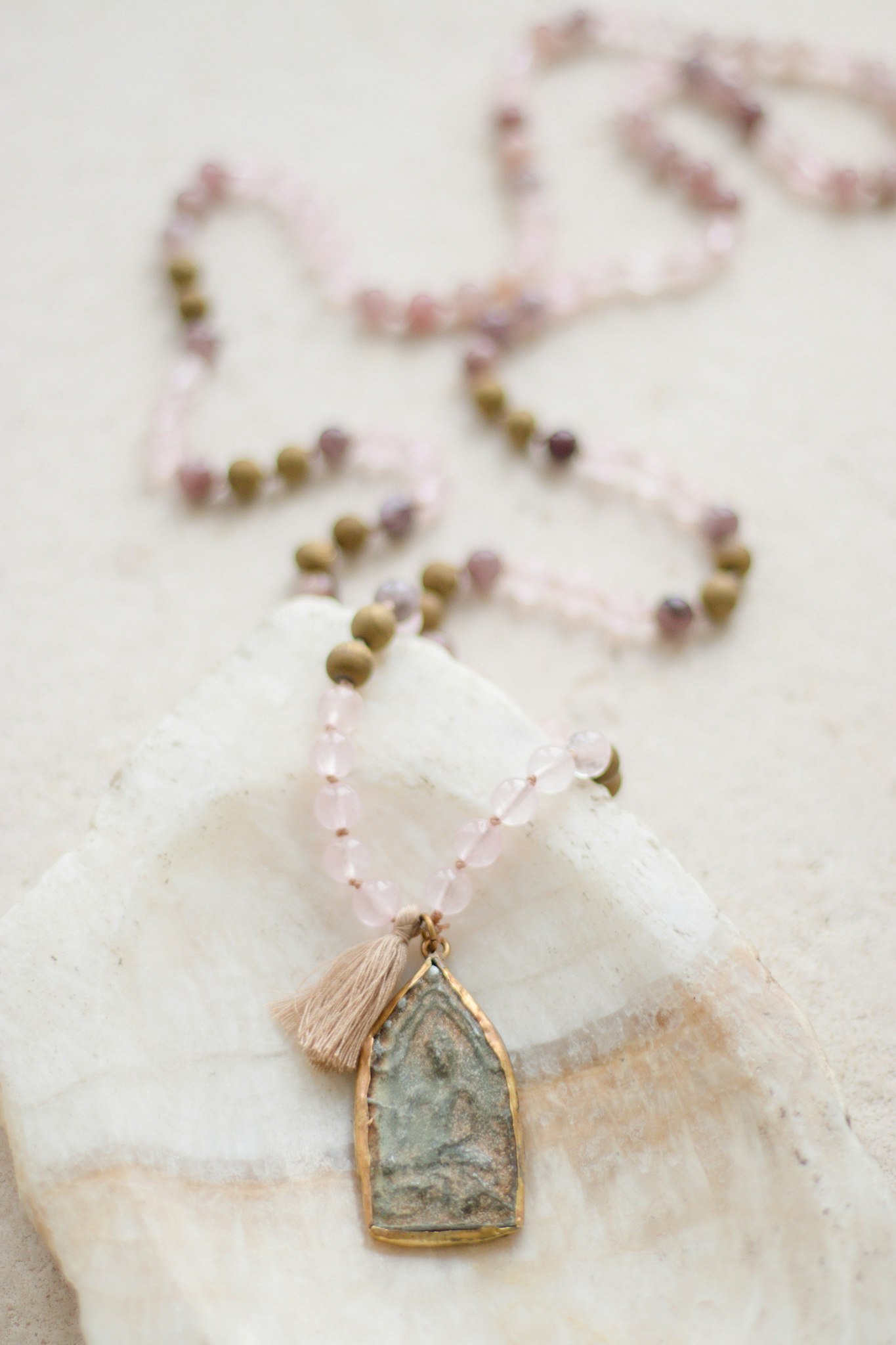 Manifest Mala Halsband