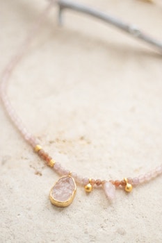 Vibe Rose Quartz Necklace