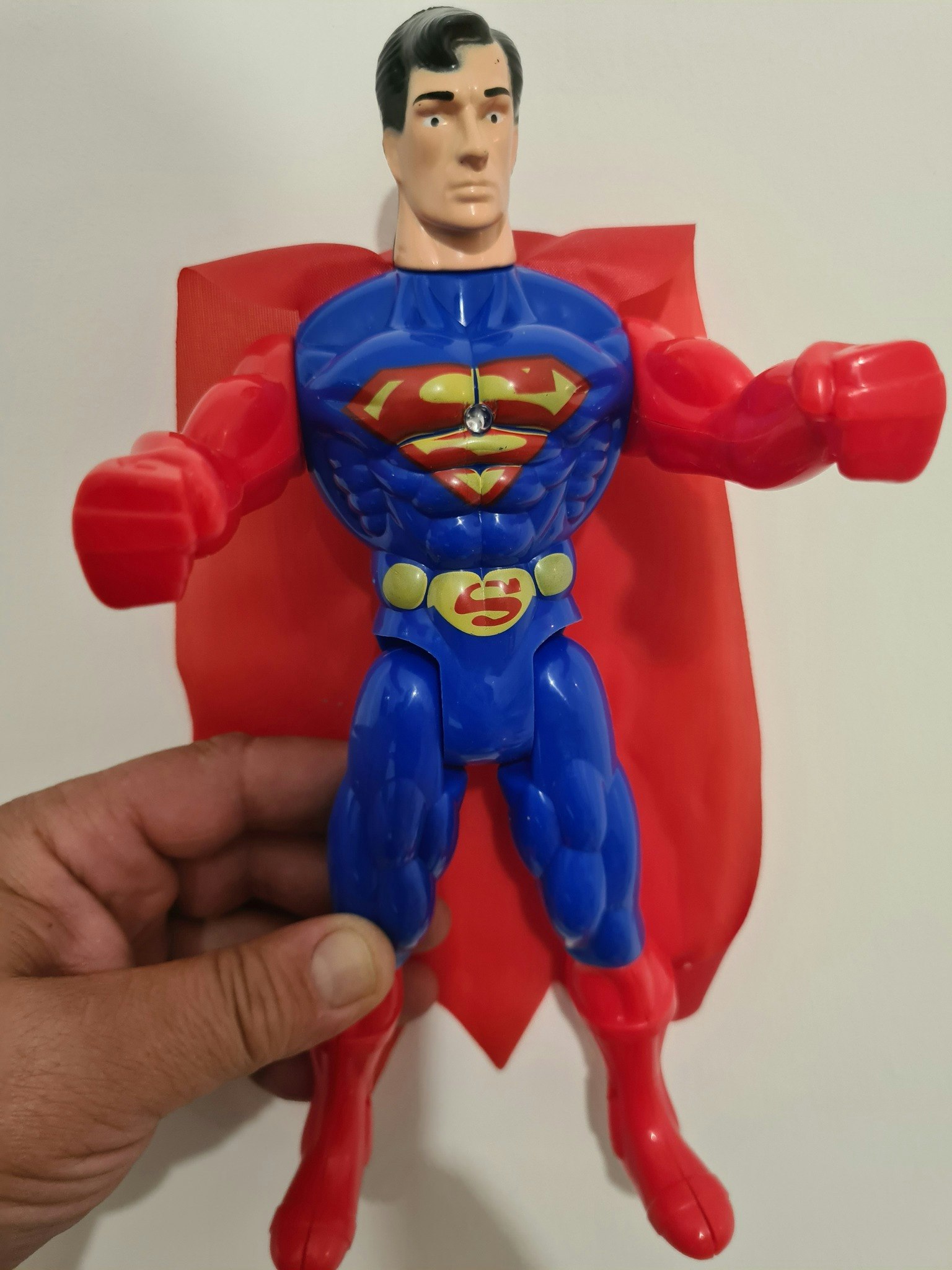 SUPERMAN FIGUR 30 CM