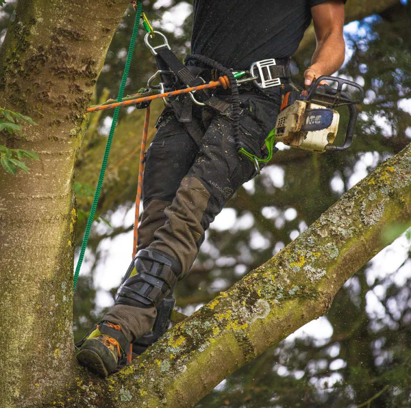 Breatheflex Pro AT4070 Motorsågsbyxor Class 1 Svart - Arbortec