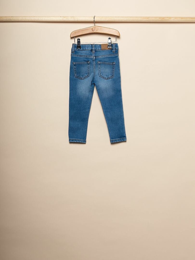 Slitstarka barnjeans, Slim fit, Stl 100