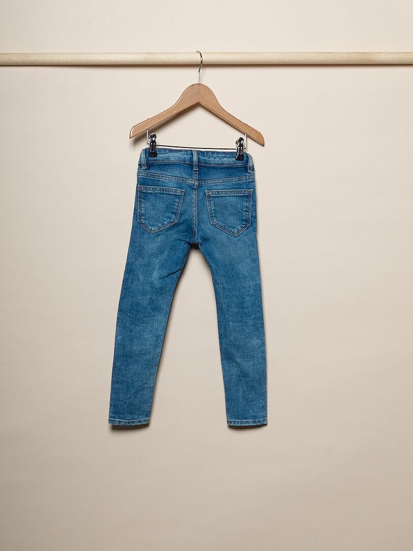 Slitstarka barnjeans, Slim fit, Stl 110