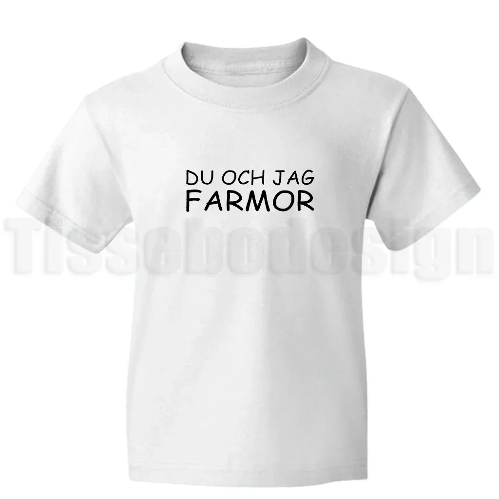 Barn-t-shirt med texten Du och jag farmor – presentidé med hjärta