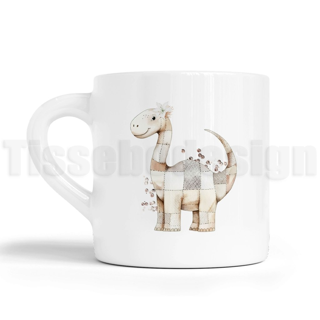 Barnmugg med en beige dinosaurie dekorerad med blomma på vit mugg.