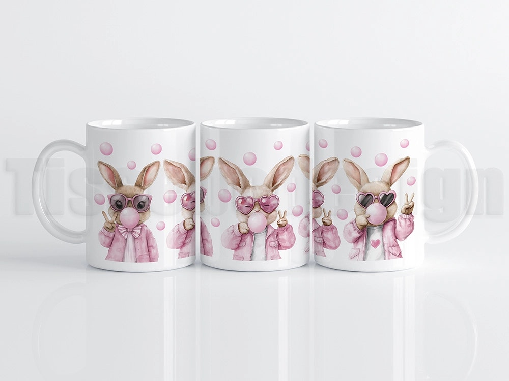 Vit påskmugg 330 ml med blomsterklädd kanin och namn – personlig påskmugg i pastell