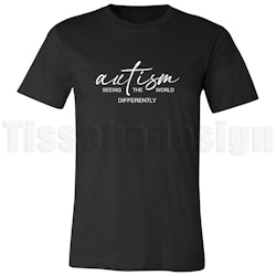 T-shirt Autism – seeing the world differently med stolthet