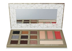 Body Collection COMPLETE FACE PALETTE Smokey