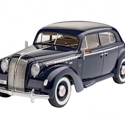 Revell Model Set Luxury Class Car Admiral