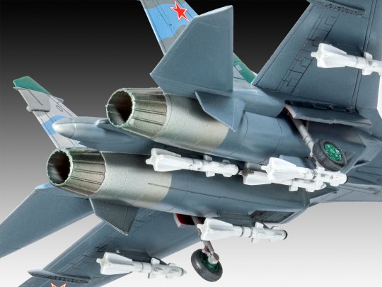 Revell Model Set Su-27 Flanker