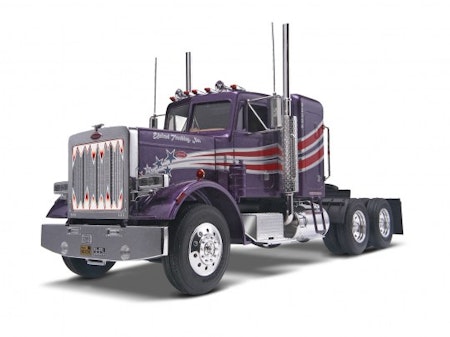 Revell Model Peterbilt 359 Conventional