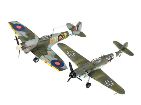 Revell Combat Set Messerschmitt Bf109G-10 & Spitfire Mk.V