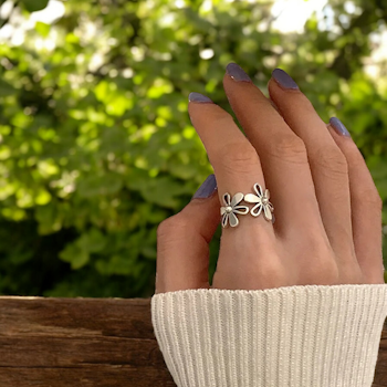 Ring Två Blommor