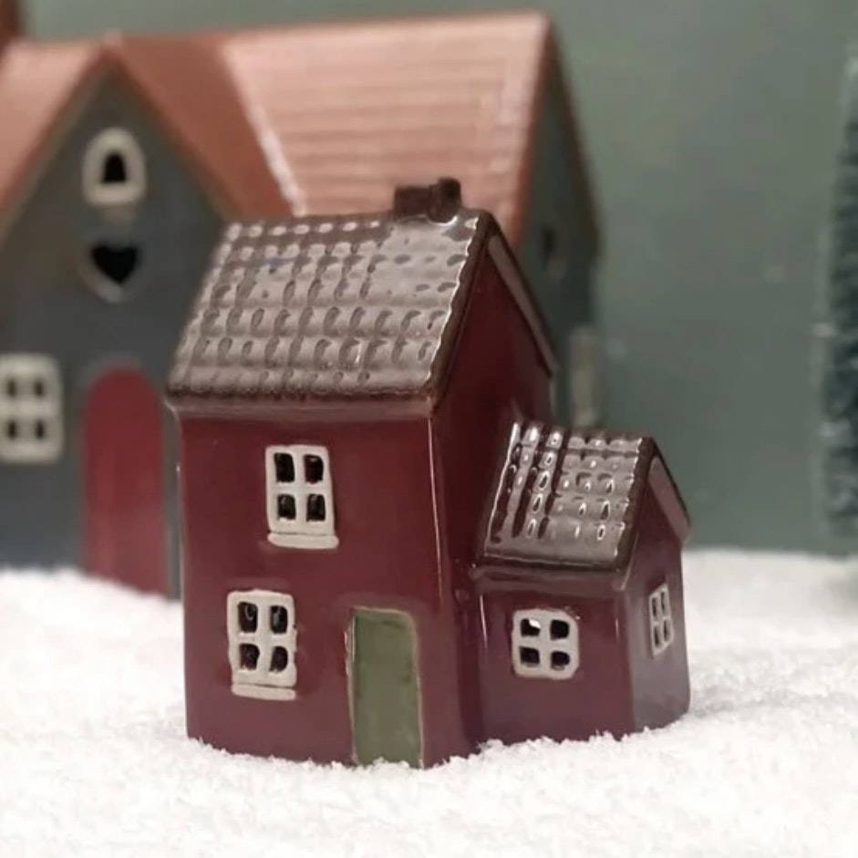 Keramikhus Rött med tegeltak