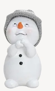 Snögubbe med stickad caps