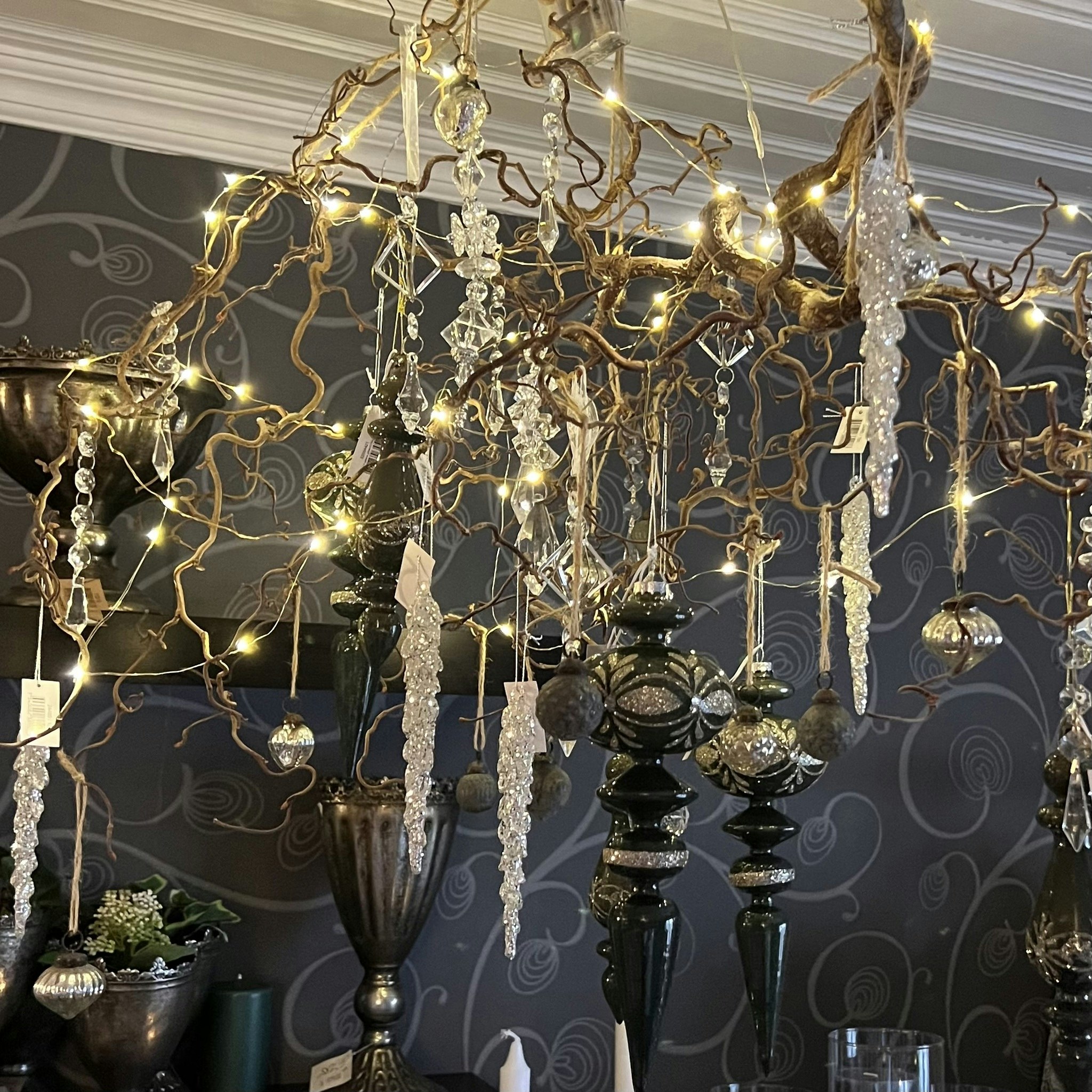 Ornament i glas m. glimmer 50%