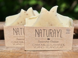 Kamomill- lavendel-ylang-ylang-getmjölk tvål