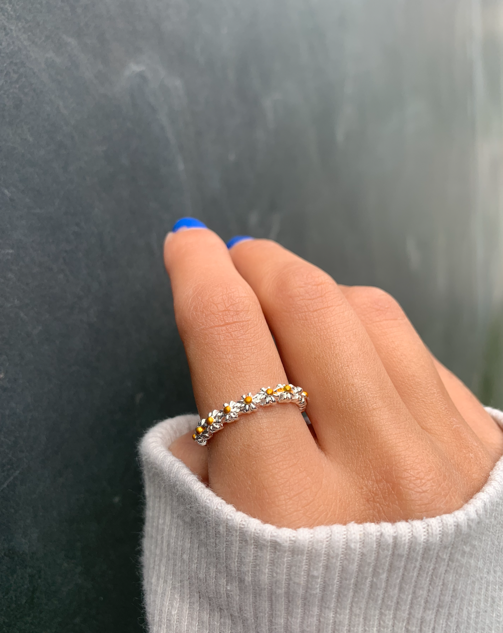 Daisy ring