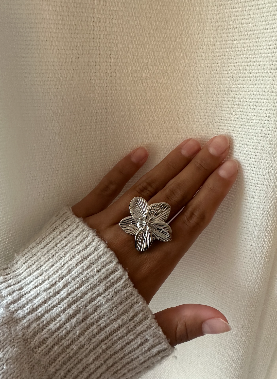 Flower dream ring