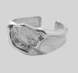 Rawr ring