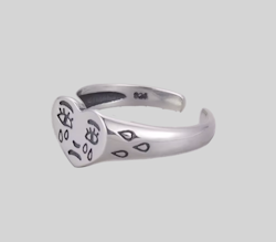 Crying heart ring