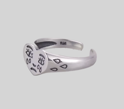 Crying heart ring