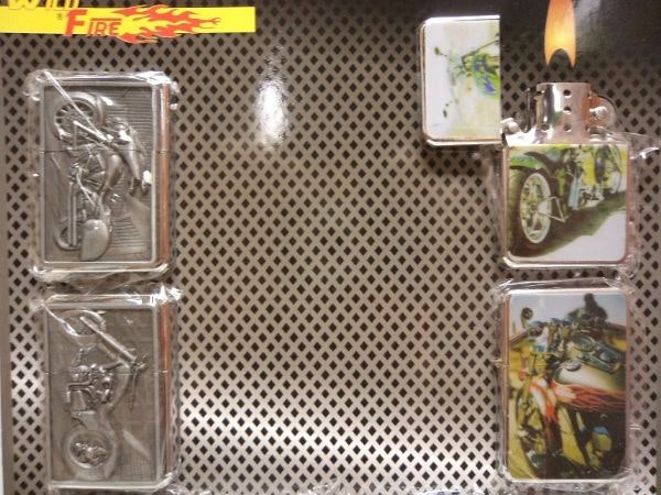 DISPLAY: Bensintändare Mixed Motorcykel